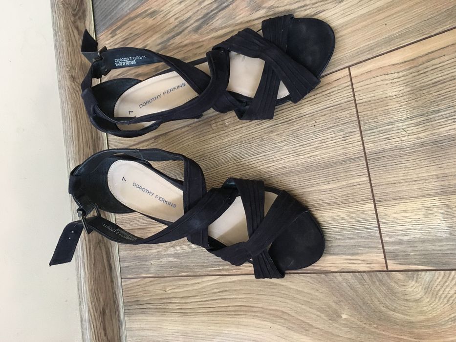 Sandały Dorothy Perkins jak nowe