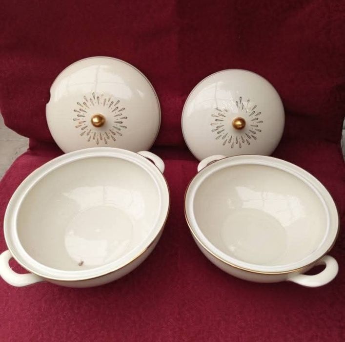 Waza ceramiczna z pokrywą