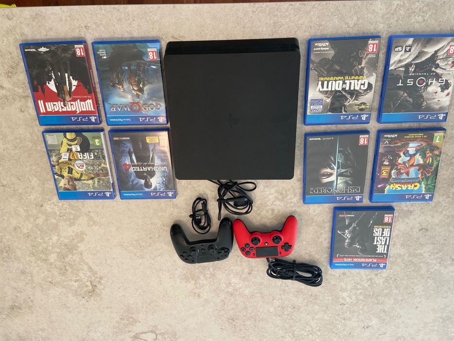 Playstation4+dois comandos e9 jogos