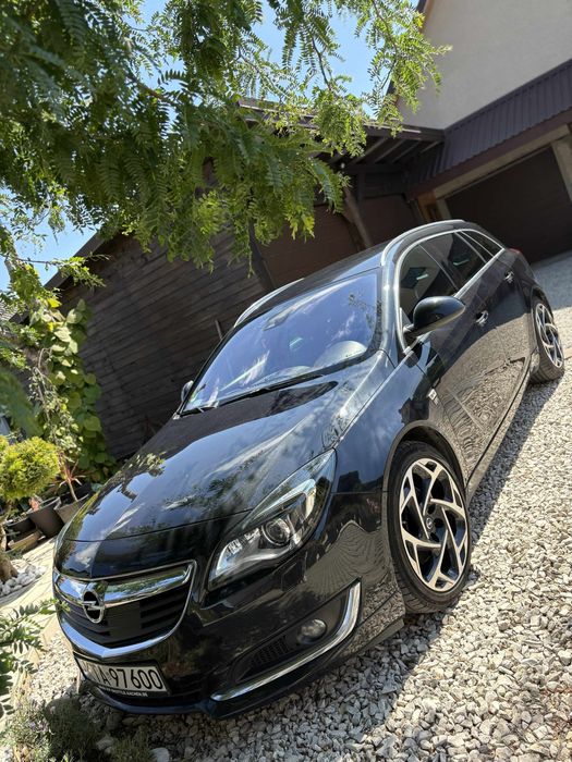 Opel insignia Sports tourer Diesel 2.0