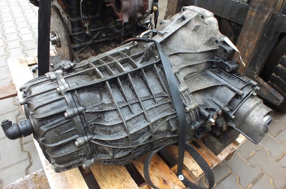 Двигун (блок, головка, піддон, коленвал, поршня, шатуни) разборка