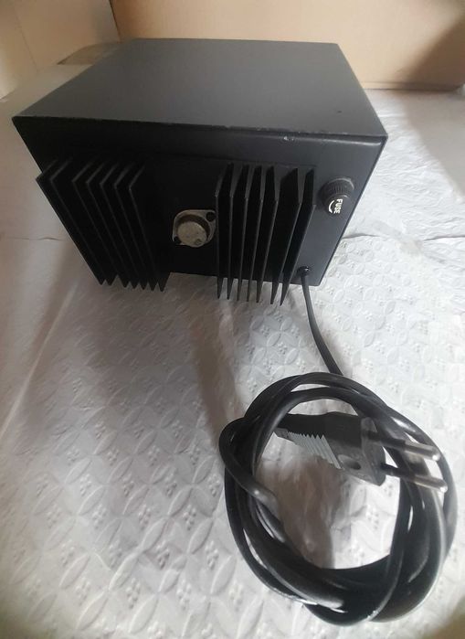 Fonte De Alimentação Regulável 12V--18V