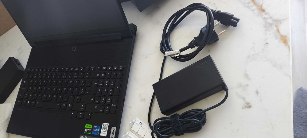 Lenovo Legion 9i - RTX 4090 - 64GB Ram