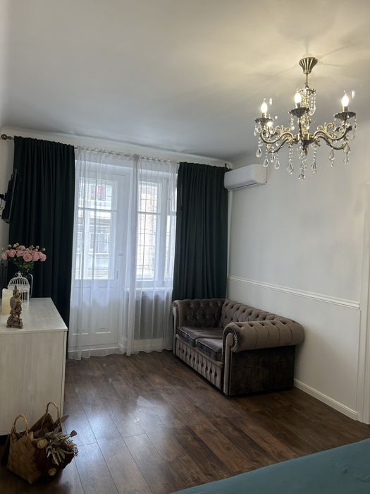 Красива квартира в самому центрі міста з виглядом на  Либідь Плаза.