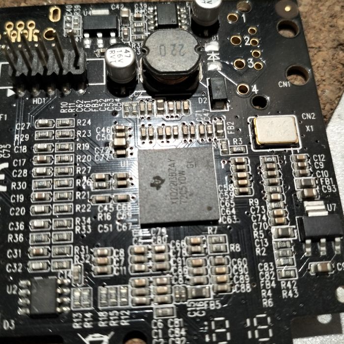 Computer equipment (disks, memories, Firewire card)64171291830914124