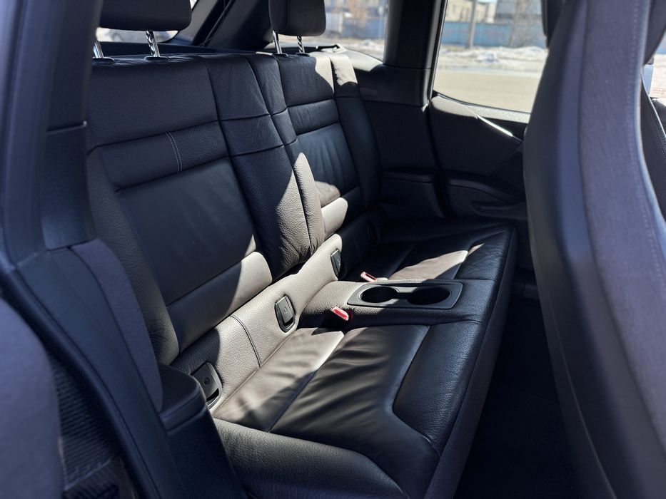 BMW i3 (2018)(33,2kWh)