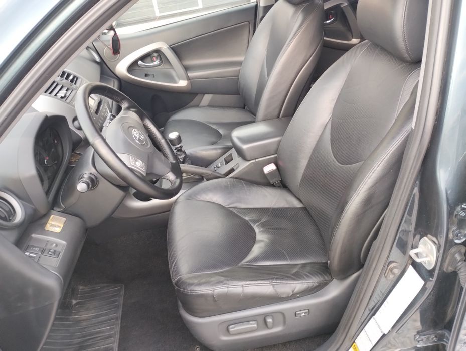 Toyota RAV4 III 2.2 Diesel 4x4 Skóra Chromy Alufelgi 18" Bogate Wypos