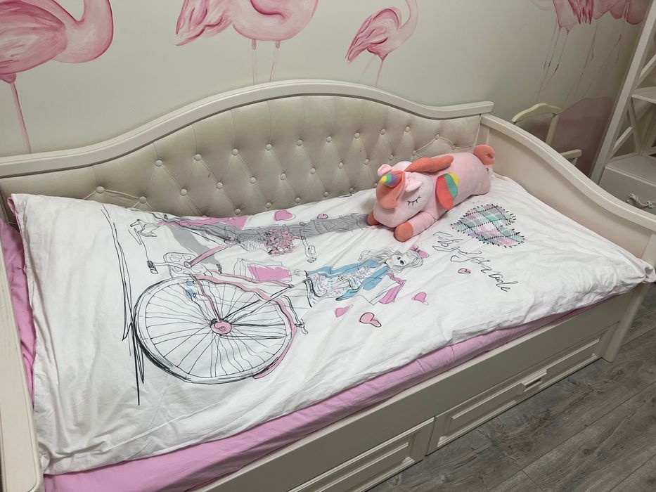 Мебель в детскую комнату