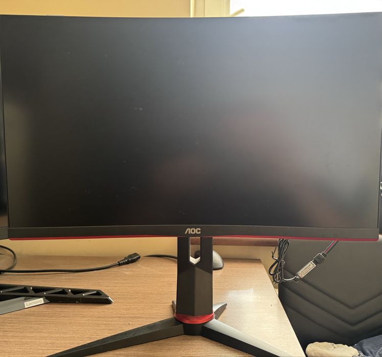 Monitor AOC 24 zakrzywiony
