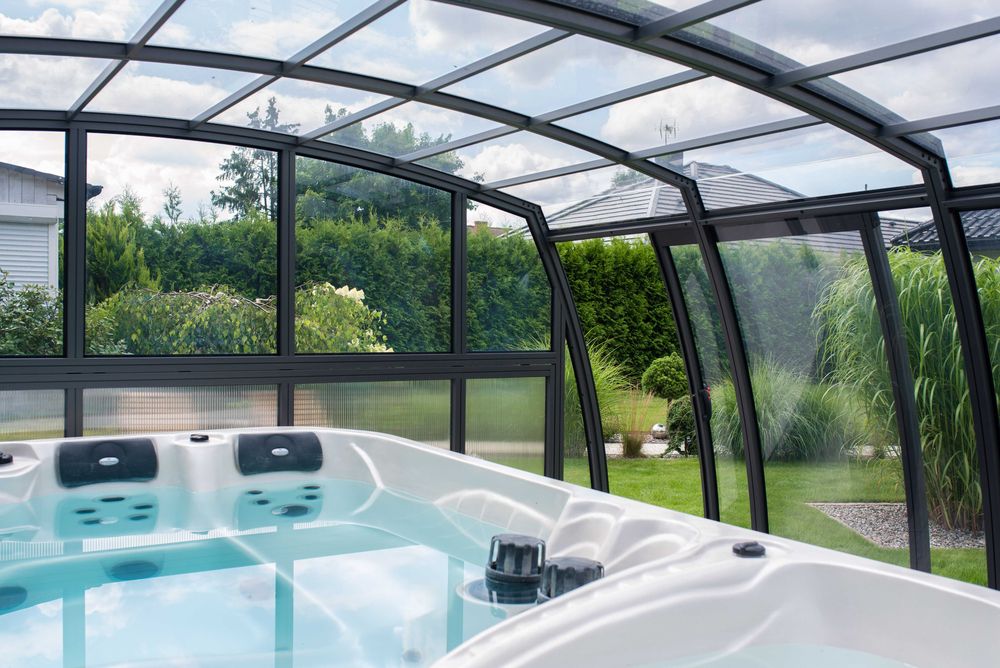 Zadaszenia jacuzzi wanny AURORA SPA - Bucovers
