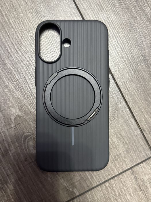 Чохол на iPhone 17