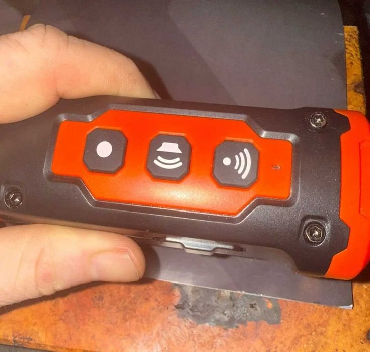 Відлякувач Ультразвуковой отпугиватель собак тренер с х-2 фонариком PR