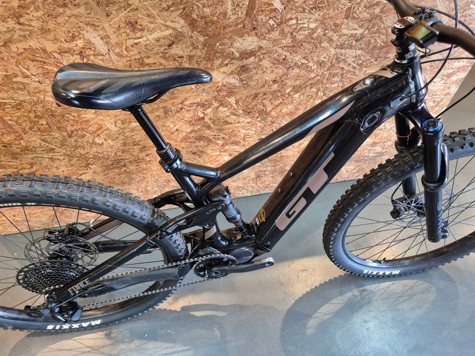 Bicicleta eléctrica e-bike GT e-Force