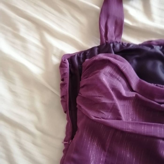 Vestido roxo de cerimónia