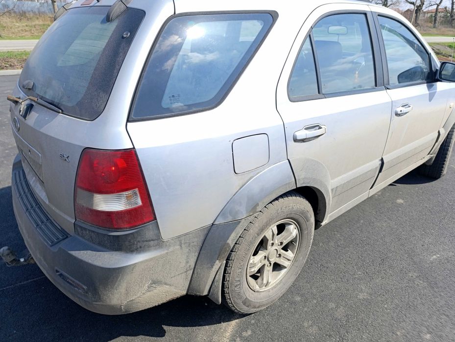 Kia sorento бляха