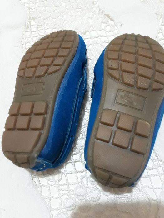 Sapatos menino novos