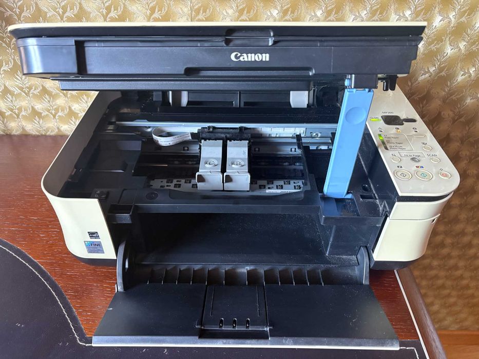 Продам сканер (принтер) CANON MP260