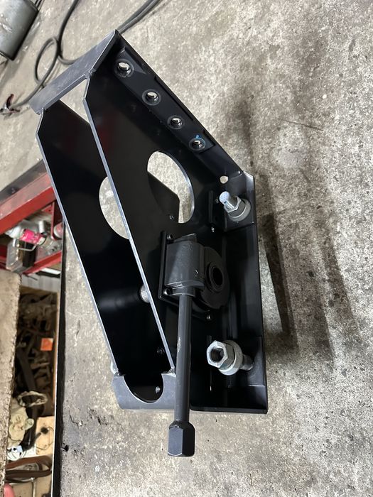 Кронштейн запаски Volvo, Renault, Daf