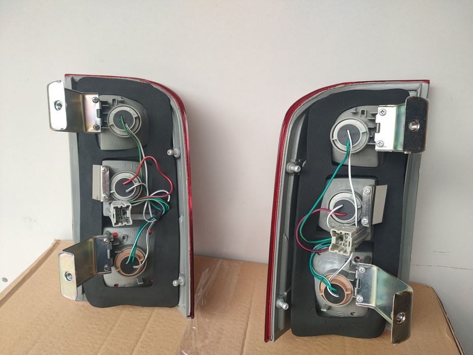 Farolim Trás ESQ / DRT PATROL Y61 2001->