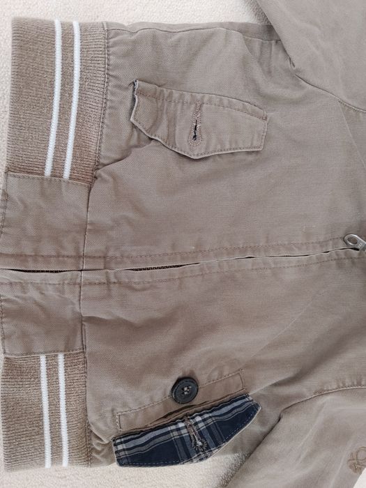 Kurteczka chlopieca Benetton rozm.74 plus GRATIS