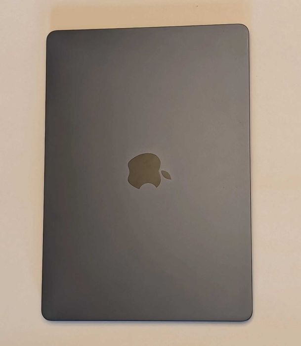 MacBook Air 13 M3 (2024) Midnight / 8GB / 256GB / 90%