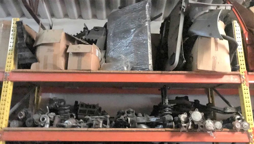 Mitsubishi Pajero 3.2 DId 2002 - pecas de motor e outras