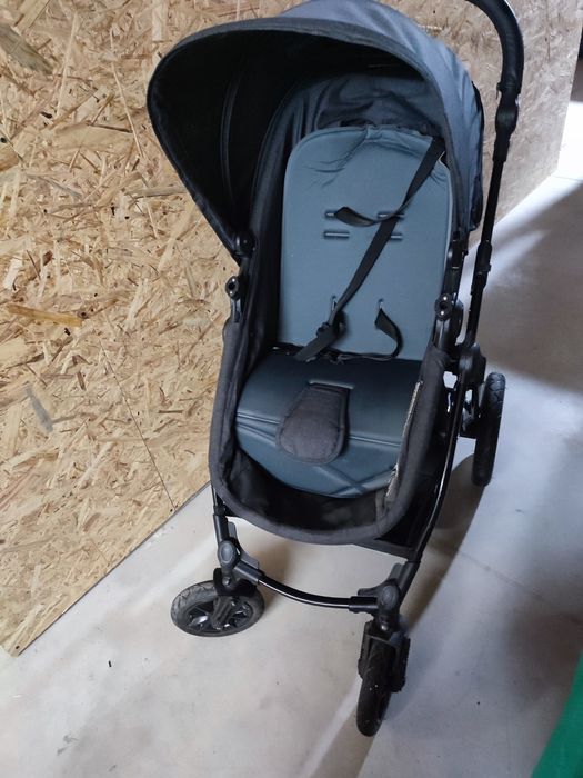 Carrinho e baby cock