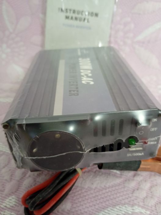 Power inverter 300 w DC - AC