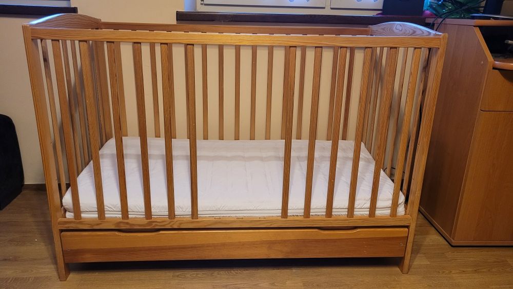 Łóżeczko 120x60 + materac