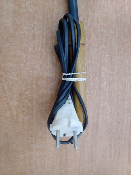 Паяльник времен ссср. 40Вт.