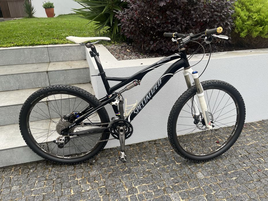 Bicicleta BTT Specialized