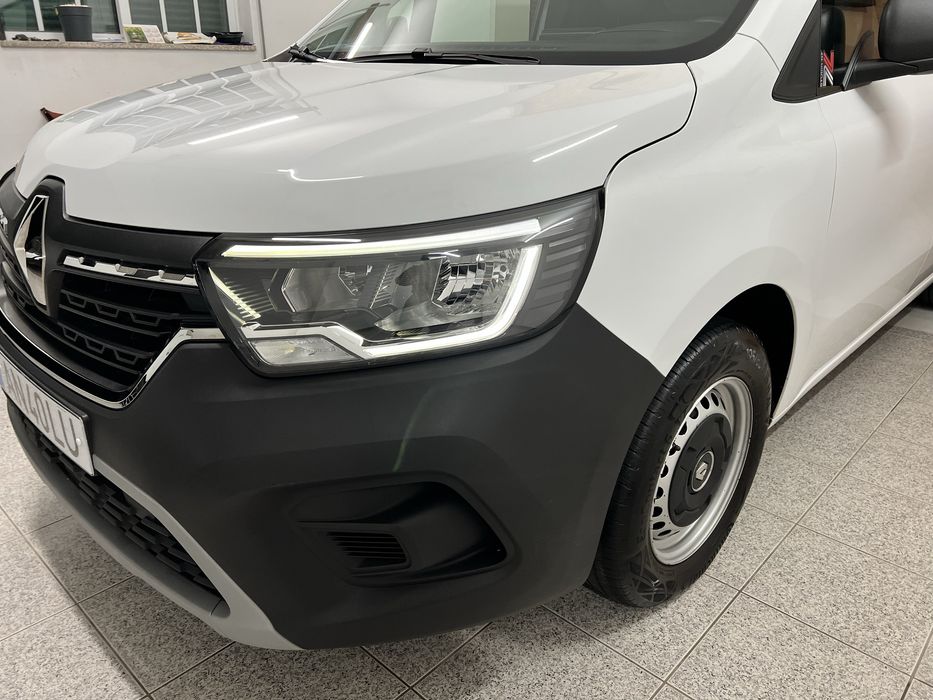 KANGOO 2022  APENAS 31.825 KM / IVA DEDUTIVEL