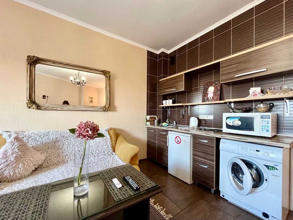 ПРОДАЖ великої квартири, розділеної на дві оремі по вул. Т. Кореня, 9