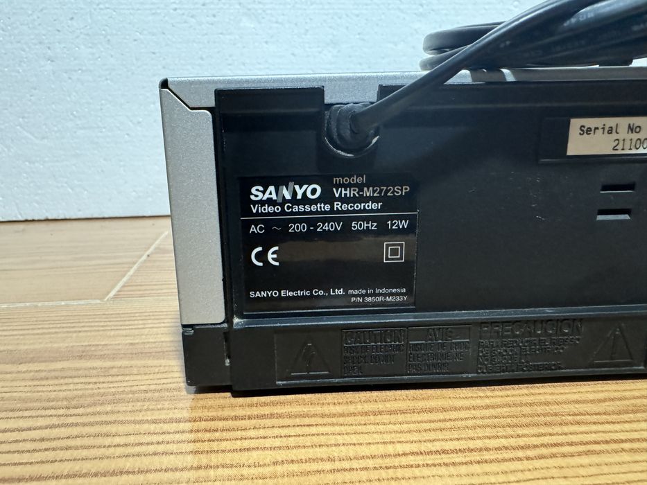 Leitor/Gravador VHS SANYO