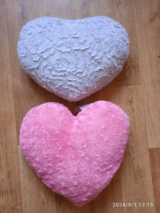 Дві подушки-серця,мєховушки,ціна за дві