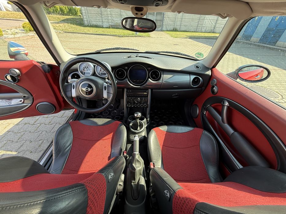 MINI Cooper 2003