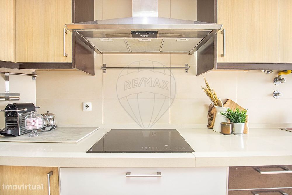 Apartamento T4 para arrendamento
