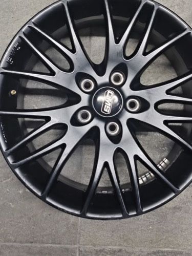 Jantes 17 5x114 CMS C8