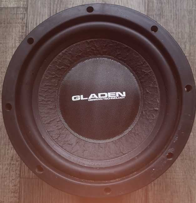 Głośnik basowy GLADEN RS-08
