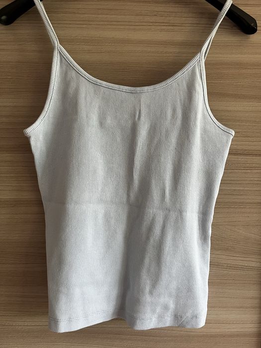 Pastelowy niebieski top