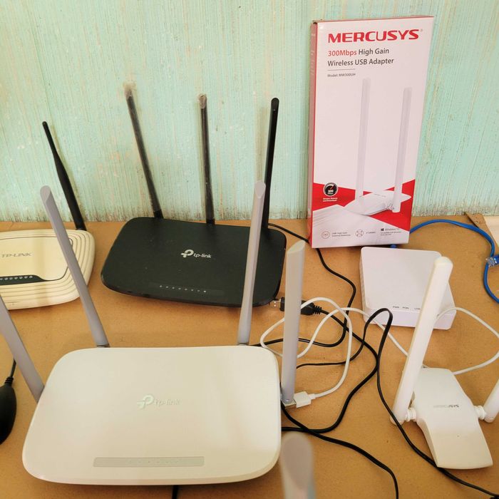 Роутер TP LINK 940 WiFi адаптеры кабеля блок питания