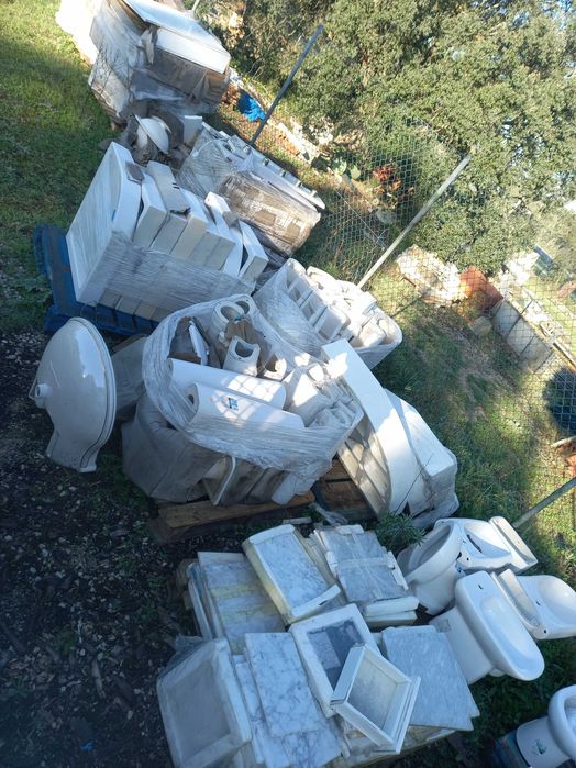 Sanitas Bidés Moveis Pedras espelhos - Tudo Novo para casa de Banho/WC