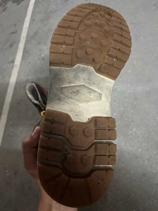botas confortáveis em bom estado com pelo interior / amanho 45