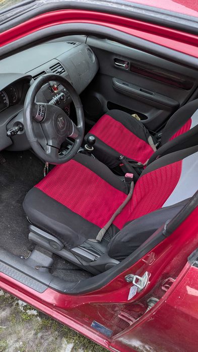 Suzuki Swift IV Hatchback 5d 2007 (sprzęgło starte)