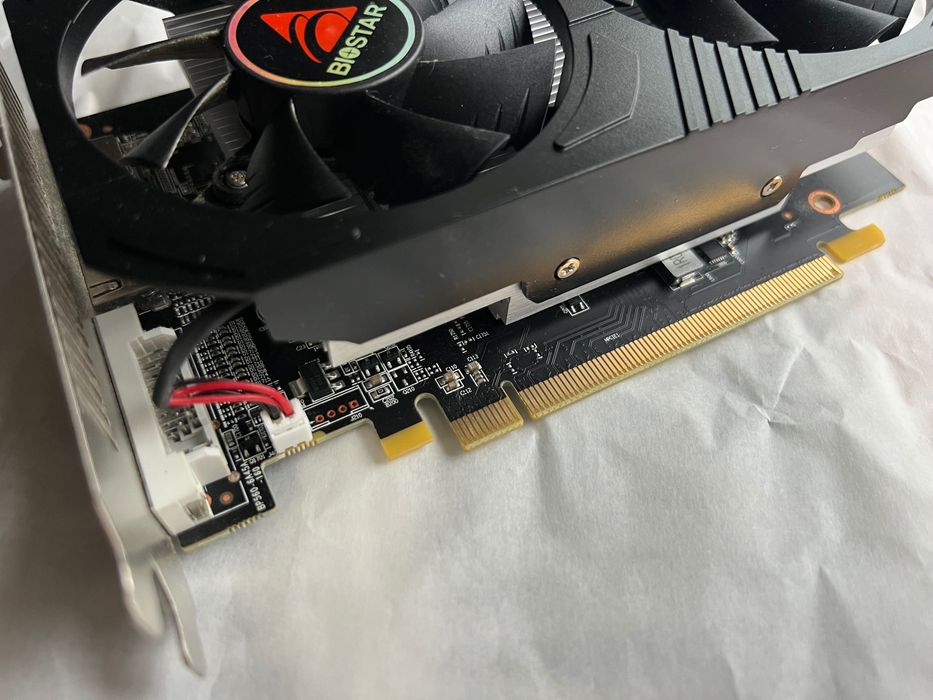 Відеокарта Radeon RX 560 4 gb
