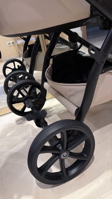 Коляска 3 в 1 Tutis Uno5+ Limited Edition + автокресло Cybex