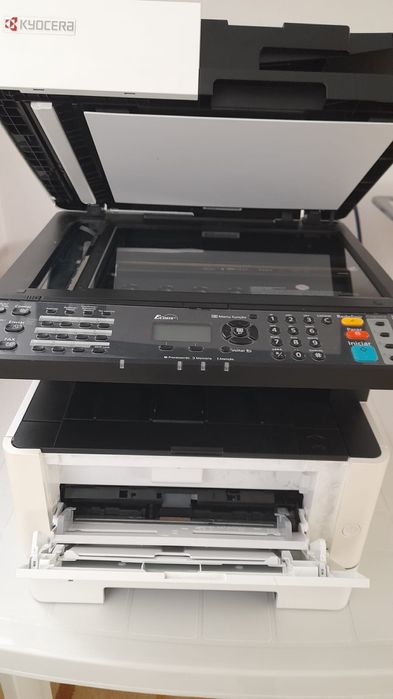 Multifunções Kyocera Ecosys M2540dn