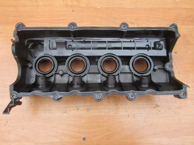 Клапанна кришка Opel Astra 1.7 tdci Zefira  Meriva Opel Combo 1.7 tdci