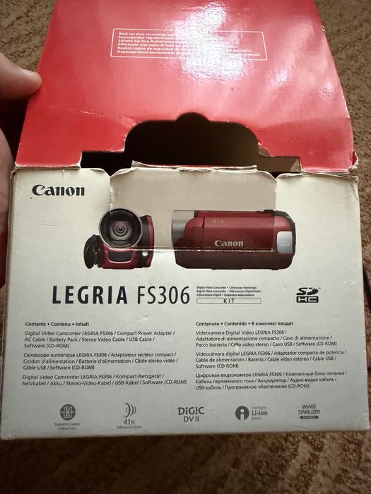 Відеокамера Canon Legria FS306 41x Zoom, червона, повний комплект Видеокамера