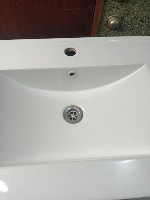 Móvel de casa de banho com lavatório